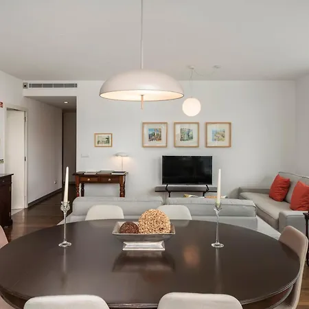 The Plaza Apartmán *